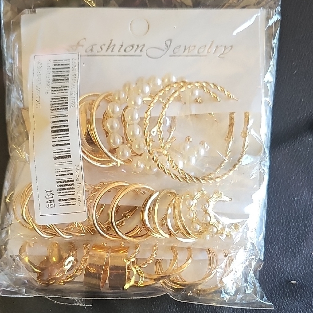 Gold Fashion Jewelry Hoop and Pearl Earring Set 4pk